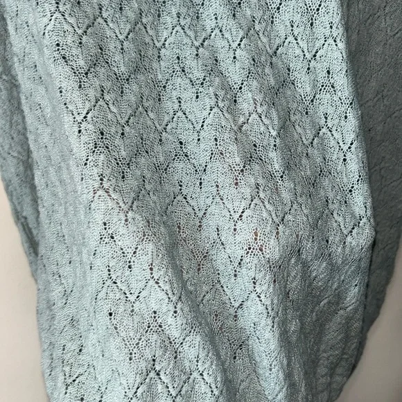 Forever 21 blouse - Picture 3 of 6